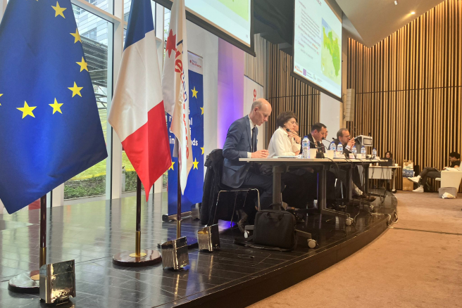 Une photo du Comité régional de suivi interfonds qui s'est réuni le 29 mars 2024, afin d'évaluer la progression du déploiement du FEDER et du FSE+ dans la région.