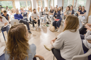 Lors d'un séminaire du Parcours Entrepreneur organisé par Ticket for Change en 2021