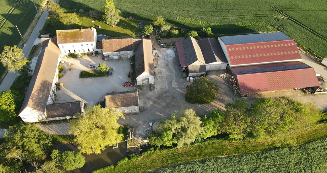 Au sein de la ferme, des gîtes sont en cours d'aménagement