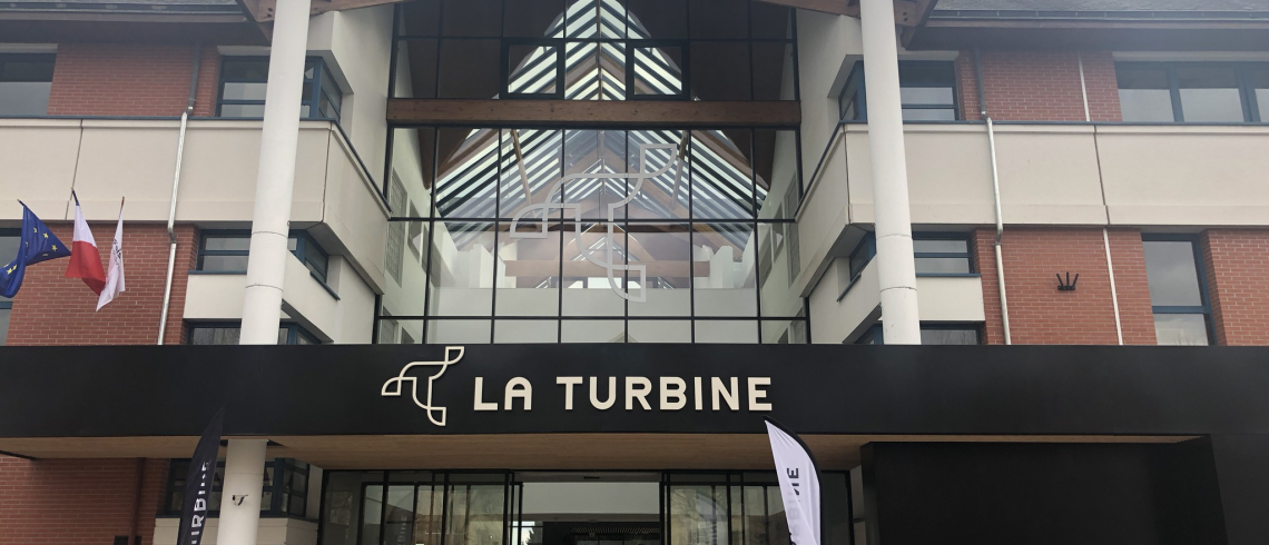 Vue extérieure de la Turbine à Cergy-Pontoise