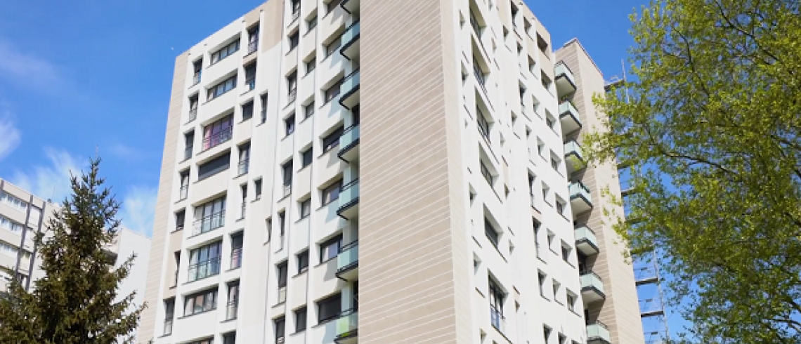 Photo de la façade extérieure de la copropriété J. Perrin à Sevran