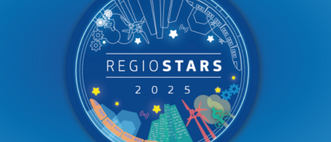 L’image représente un logo circulaire de REGIOSTARS 2025, avec des illustrations représentant des villes durables et les étoiles européennes 