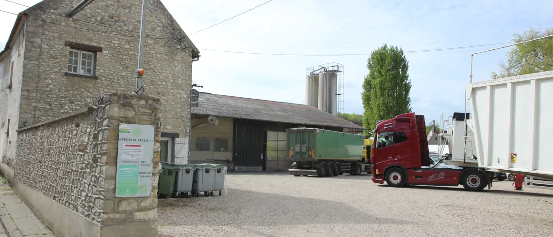 Photo extérieure des Moulins de Brasseuil 