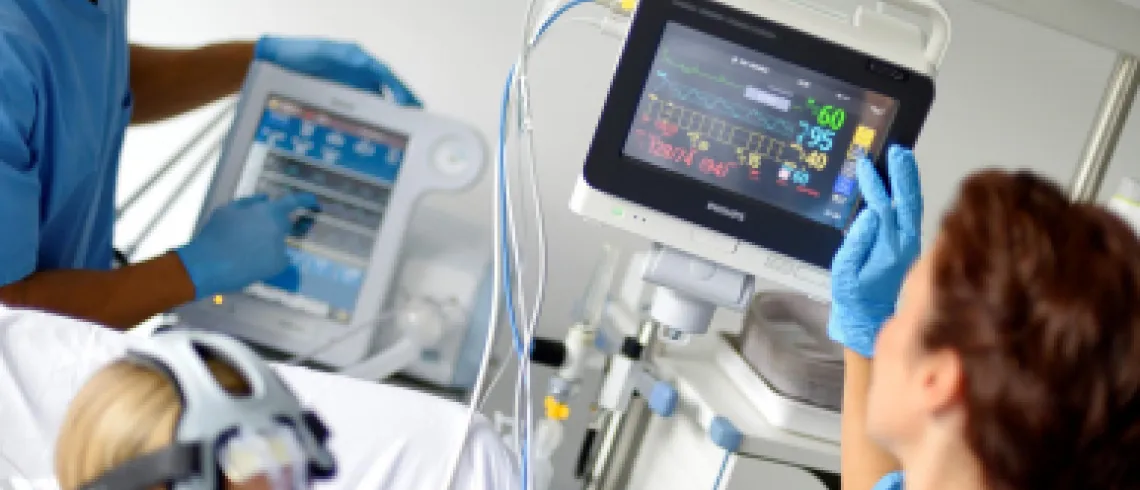 Photo d’infirmiers dispensant des soins