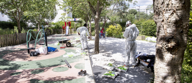 Photo de la rénovation d'une aire de jeux, Porte de Clignancourt à Paris