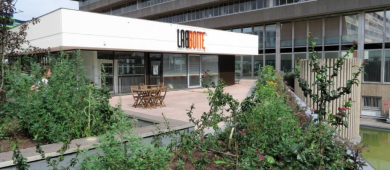 Vue extérieur de la "LabBoîte" à Cergy-Pontoise